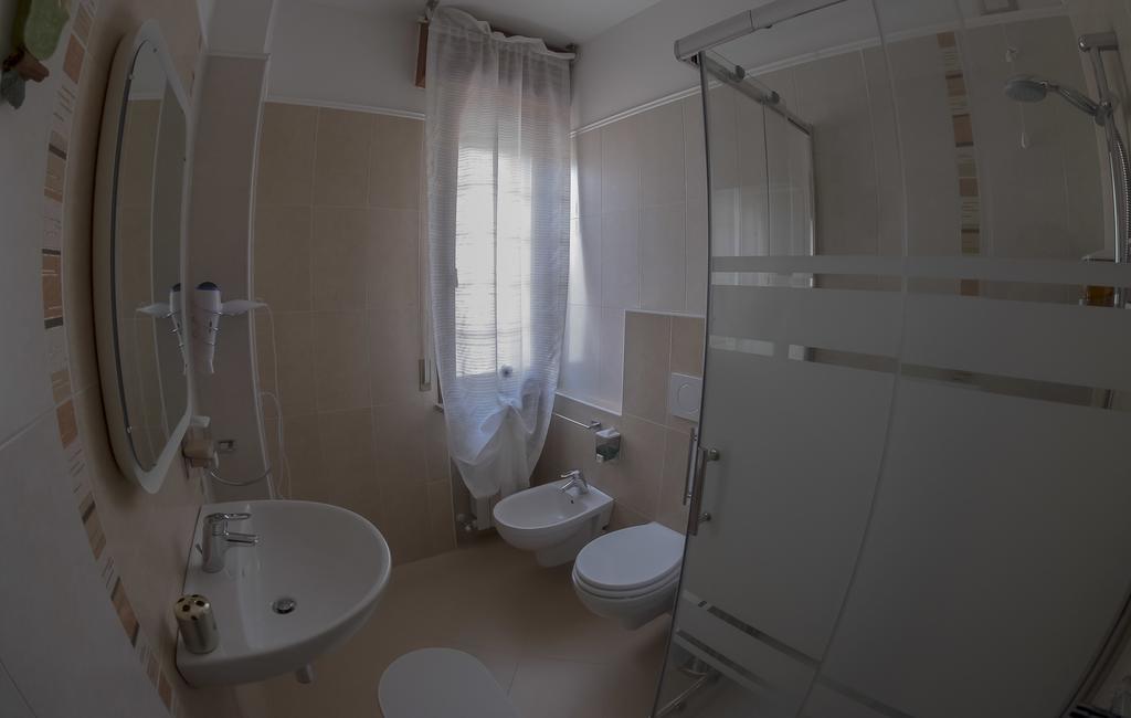 Verona Fiere Rooms Zimmer foto